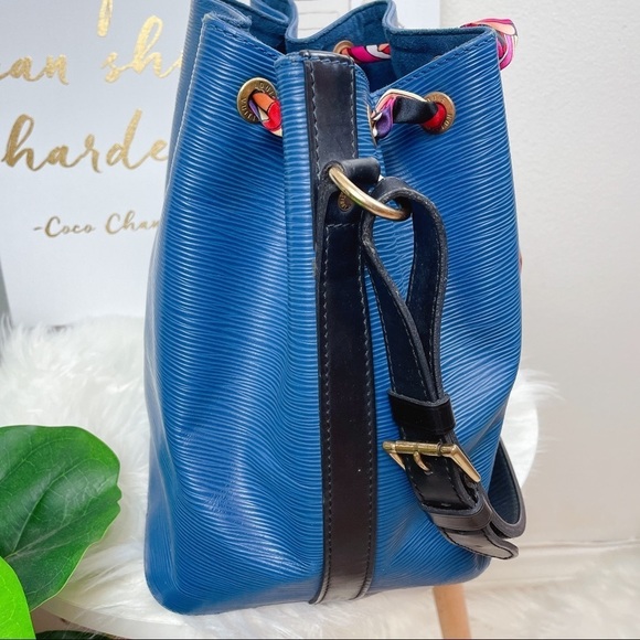 Louis Vuitton Bi Color Epi Leather Petite Noe Shoulder Bag - Picture 8 of 11